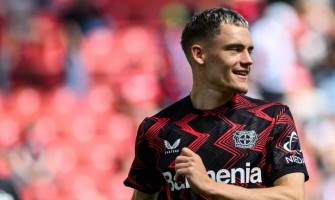 De giganten beginnen de strijd om de 