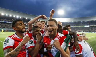 Feyenoord Rotterdam op weg naar zestiende landstitel