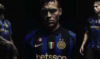 Het nieuwe shirt van Inter Milan is voorzien van gouden sterren