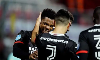 PSV Eindhoven blijft ongeslagen in de Eredivisie