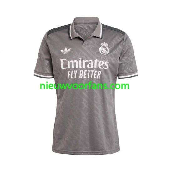 Real Madrid Heren Shirt met Bedrukking Derde 2024-2025 Korte Mouw