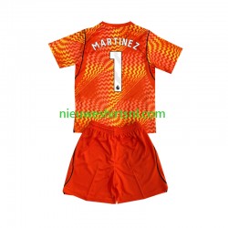 Chelsea Kind Shirt met Bedrukking Doelman Emiliano Martinez 1 Uit 2026-2027 Korte Mouw Chelsea Kind Shirt met Bedrukking Doelman Emiliano Martinez 1 Uit 2026-2027 Korte Mouw