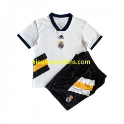 Real Madrid Kind Shirt met Bedrukking Icon Retro Thuis 2022-2023 Korte Mouw