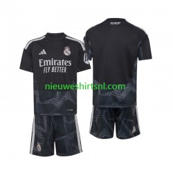 Real Madrid Kind Shirt met Bedrukking Doelman Thuis 2026-2027 Korte Mouw Real Madrid Kind Shirt met Bedrukking Doelman Thuis 2026-2027 Korte Mouw