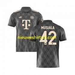 FC Bayern München Heren Shirt met Bedrukking MUSIALA 42 Octoberfest Vierde 2024-2025 Korte Mouw